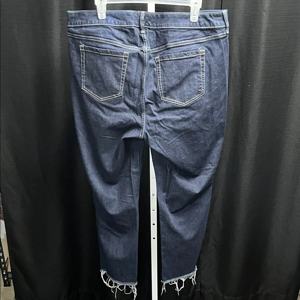 Torrid Dark Blue cropped Jeans with Frayed Hem - Picture 3 of 8